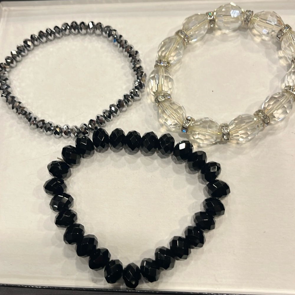 Trifecta of Bling Stretch Bracelets - Picture 6 of 6